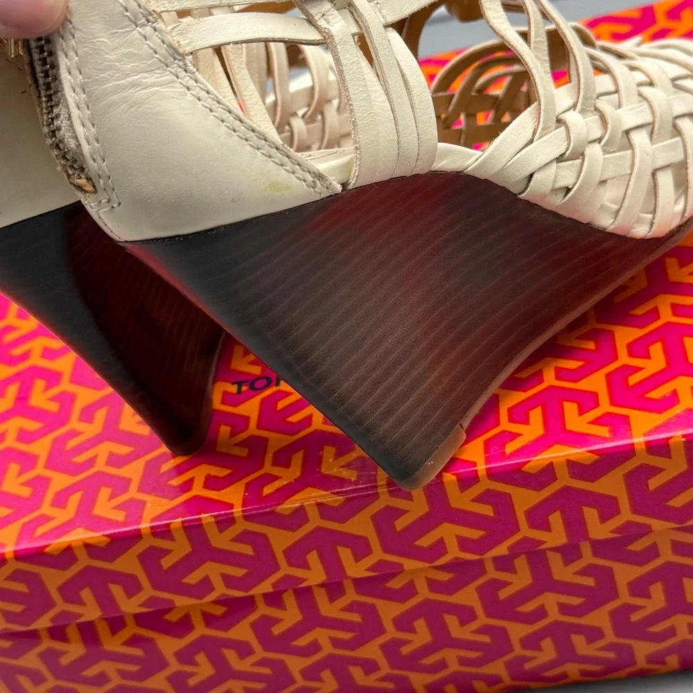 Tory Burch tory burch